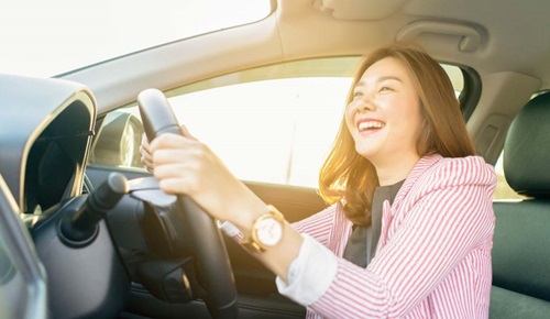 Women pay a lot less for car insurance in Singapore