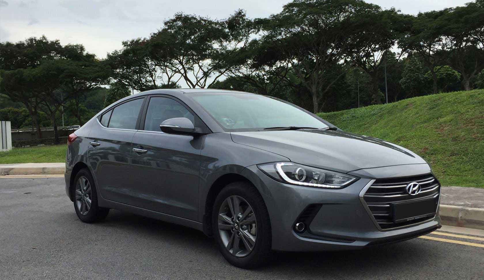 Hyundai Avante vs Elantra