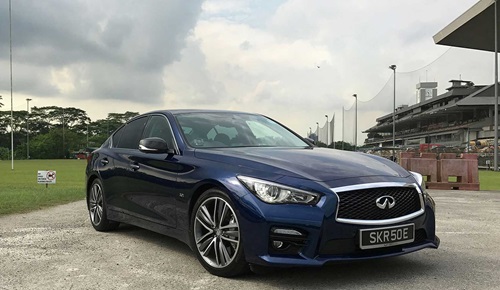 Infiniti Q50 Red Sport