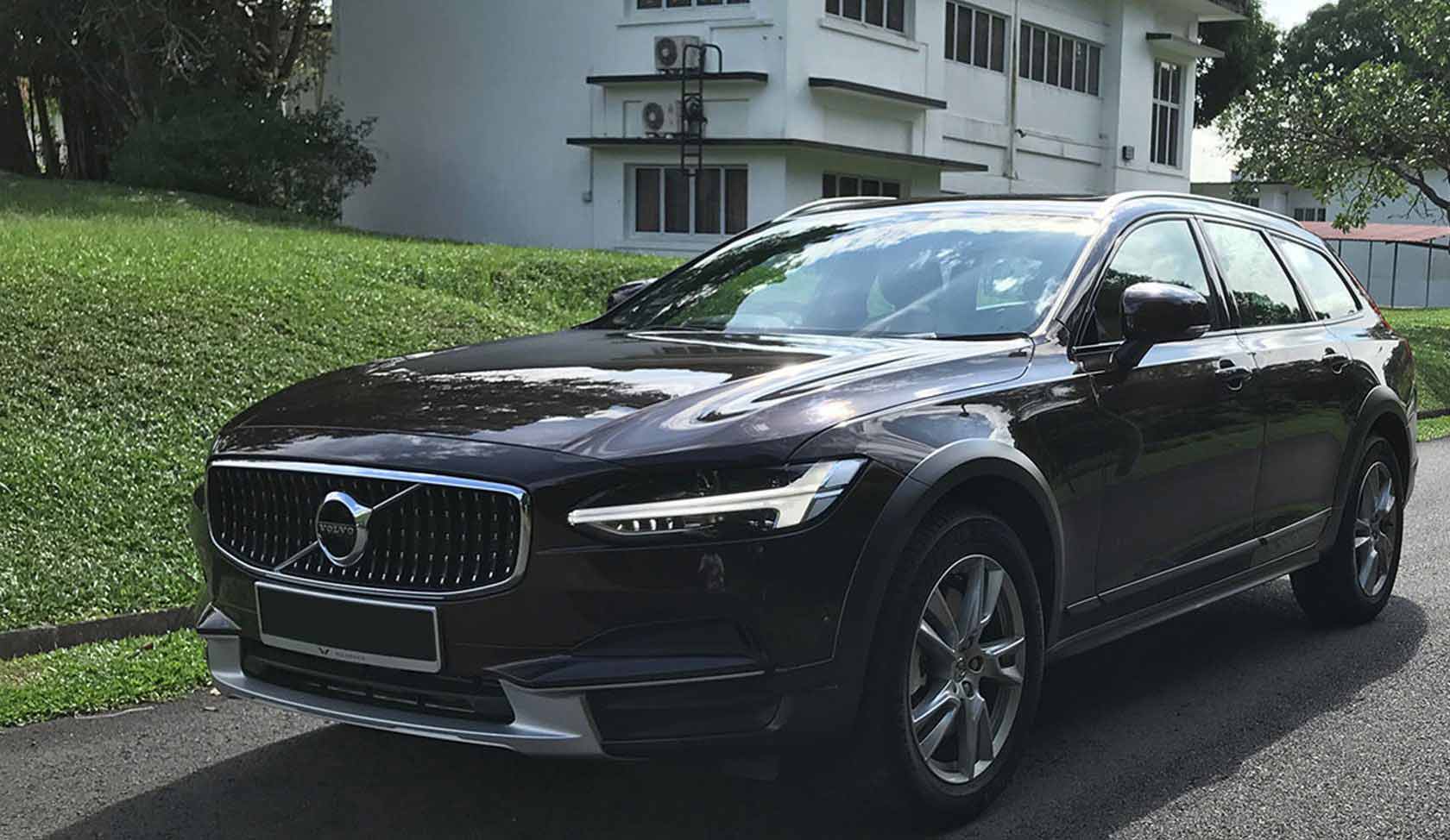 Volvo V90 Cross Country