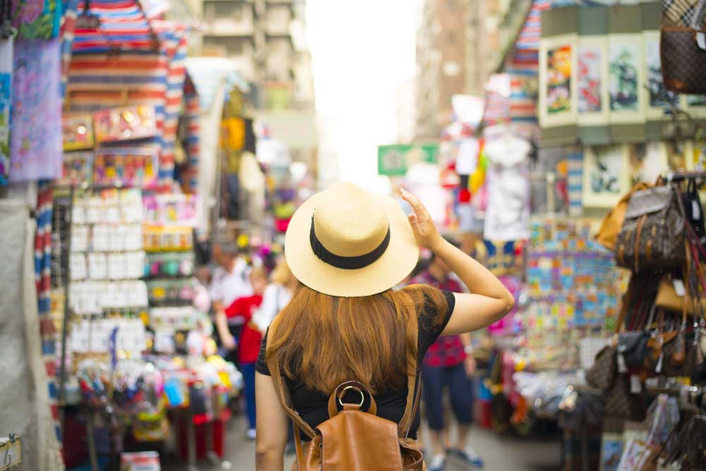 Hong Kong travel guide for Singaporeans