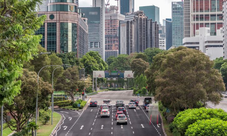 Manual vs Automatic Cars in Singapore